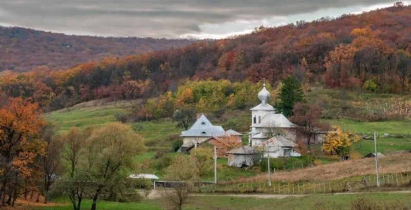 Foto: Mănăstirea „Adormirea Maicii Domnului” Cozancea